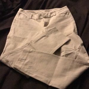 Old Navy Pixie Crop Pant Tan size 2
